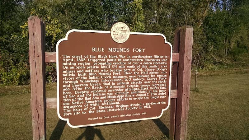 Fort Blue Mounds - Image 1