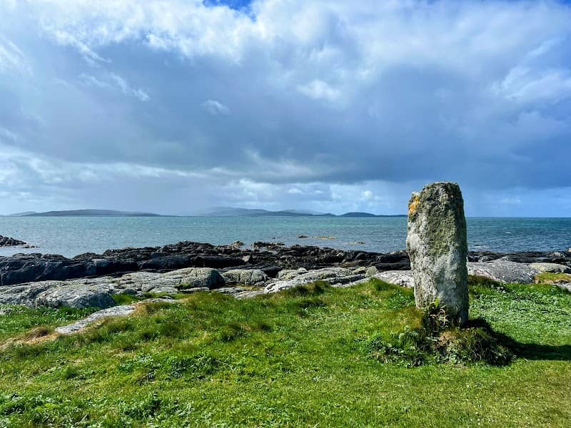 Polochar standing stone - Image 1