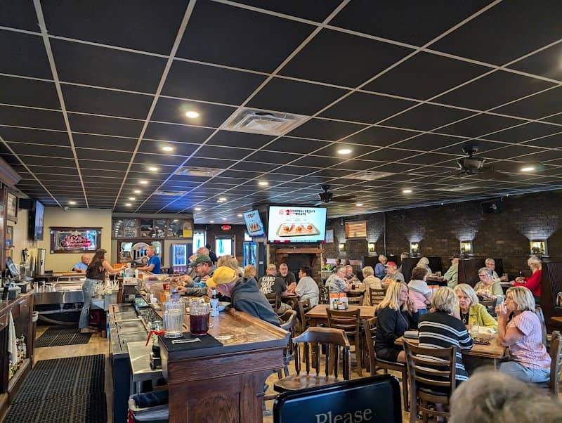 Old Buffalo's Outpost Bar and Grill - Image 3