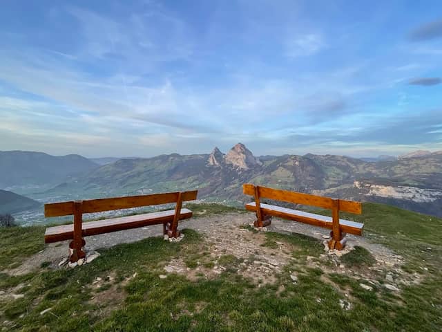 Aussichtspunkt mit Sitzbank - Image 1