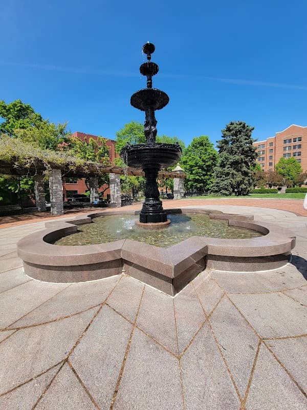 Franklin Square Park - Image 1