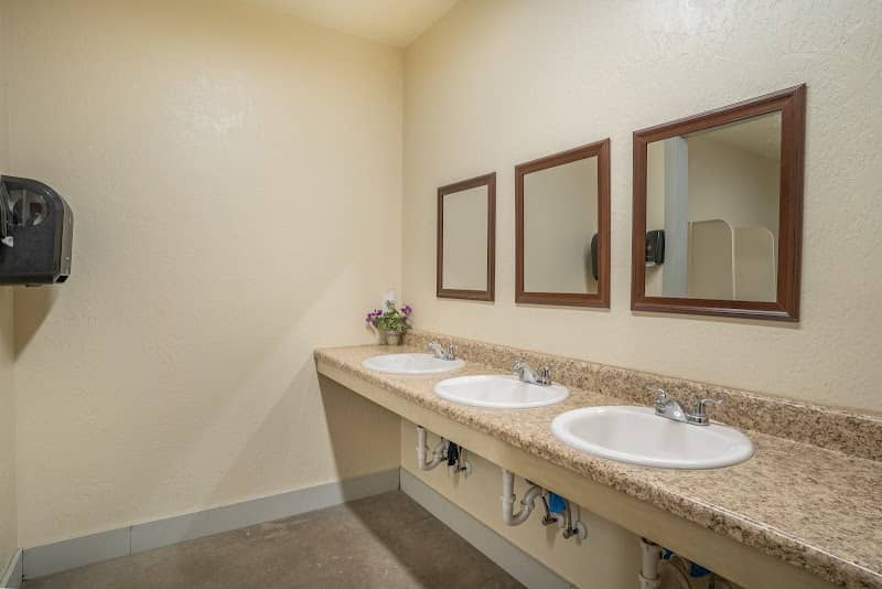 Scenic Drive RV Park - Image 2