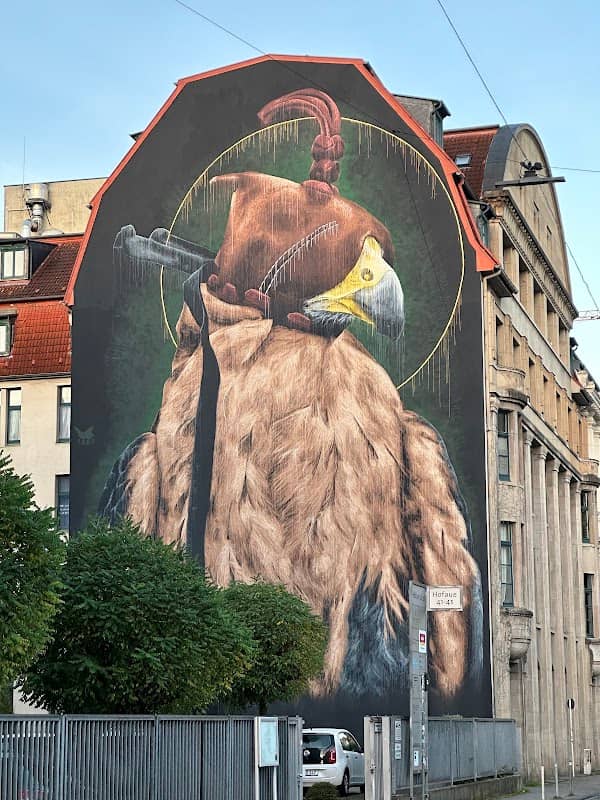 Mural Falcon - Image 1