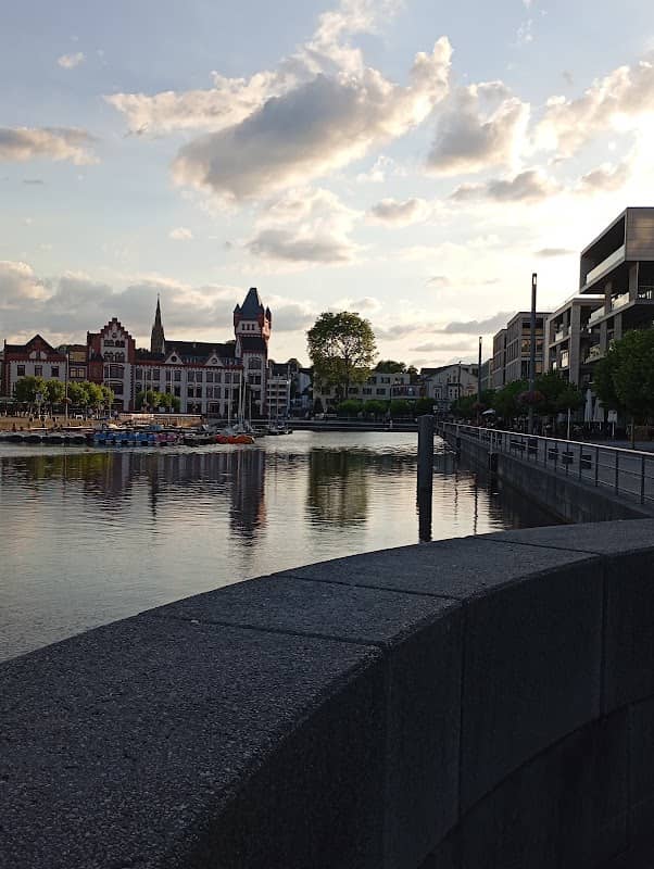 Phoenixsee Promenade - Image 2