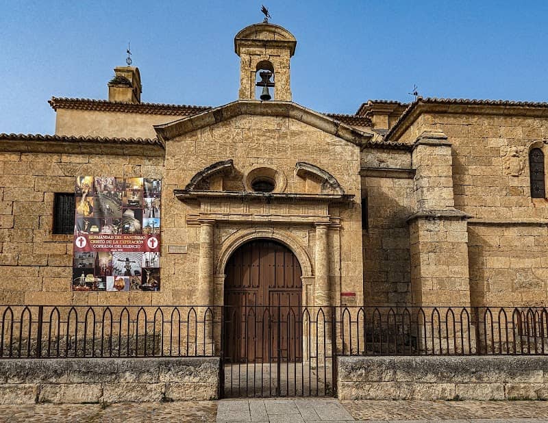 Plaza Dámaso Ledesma - Image 1