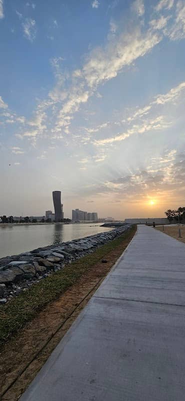 Al Muzoon Promenade Park - Image 1