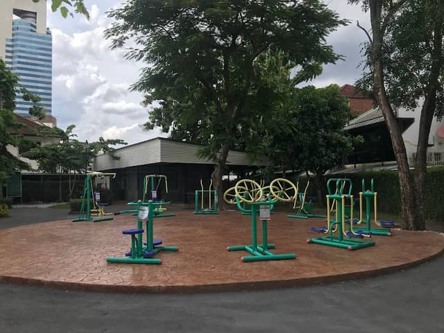 Vibhaphirom Park สวนวิภาภิรมณ์ - Image 1