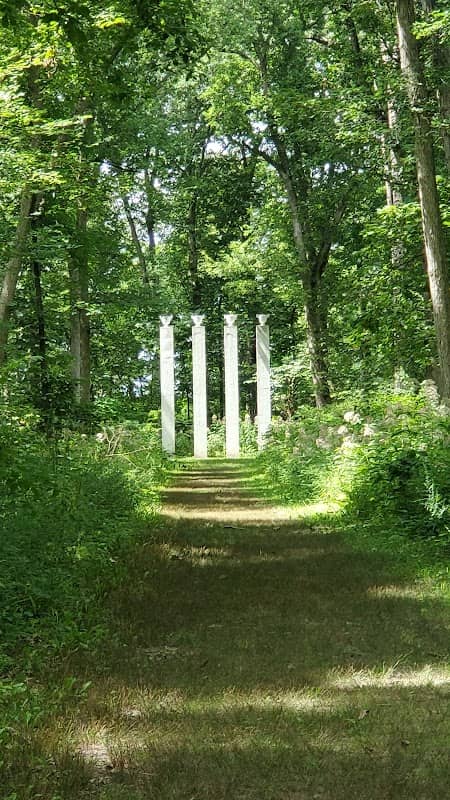 Allerton Park - Lost Garden and Trailhead Parking - Image 2