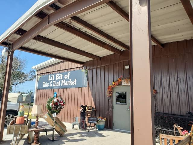 Lil Bit of This & That Market, L.L.C. - Image 1