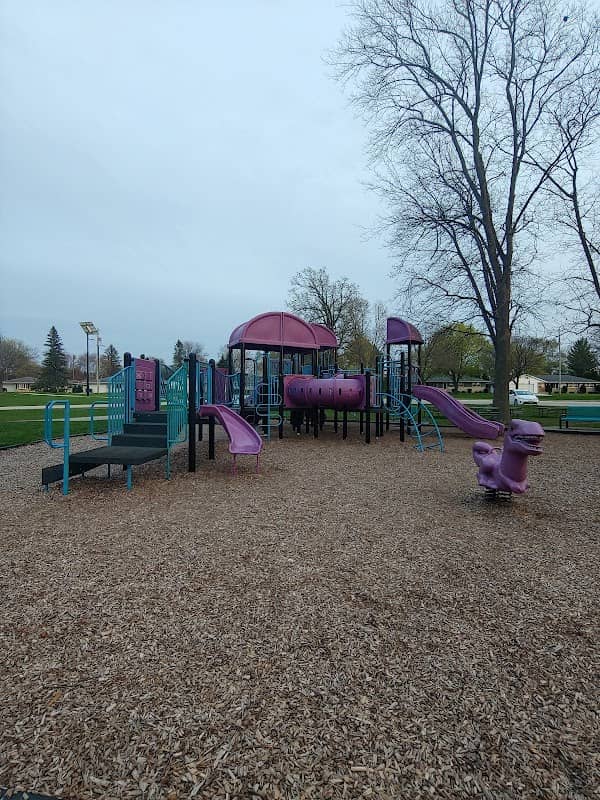 Riverside Park - Image 1