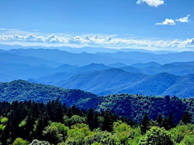 Cowee Mountain Overlook - Image 3