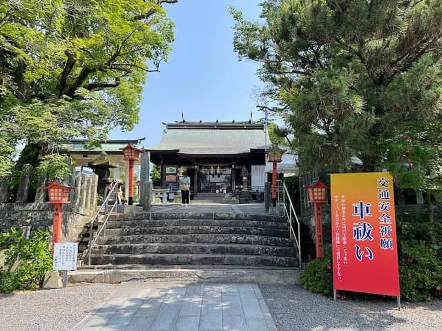 Hikino Shrine - Image 1