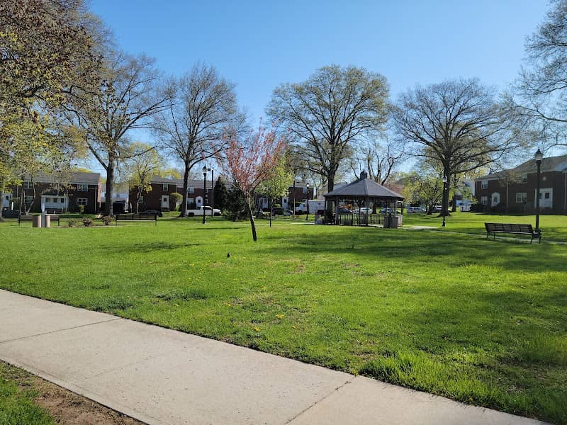 The Esplanade Park - Image 2