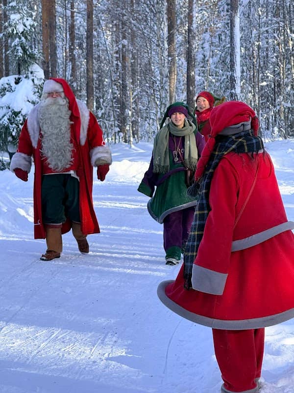 Santa Claus Secret Forest – Joulukka - Image 1