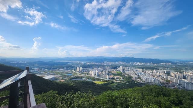 유건산 전망대 - Image 1