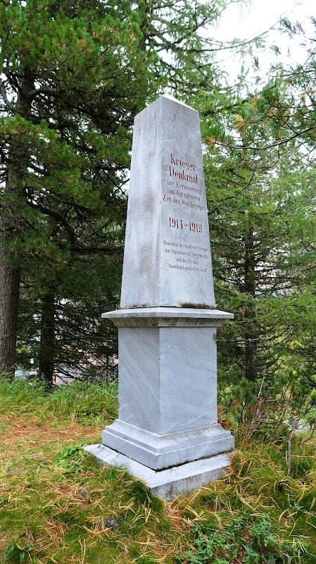 Kriegerdenkmal - Image 1