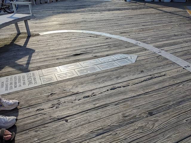 Boardwalk sundial - Image 1