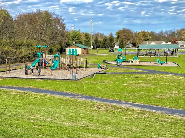 Roscoe Roof Park - Image 1