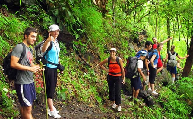 Adventure tour, wildlife viewing, nature study - Image 1