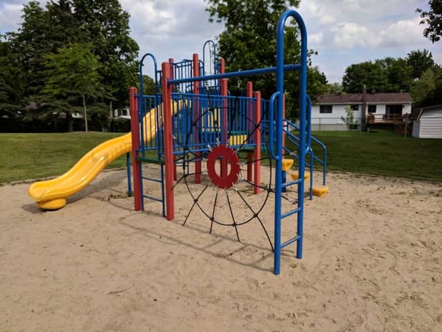Bourget Park - Image 2