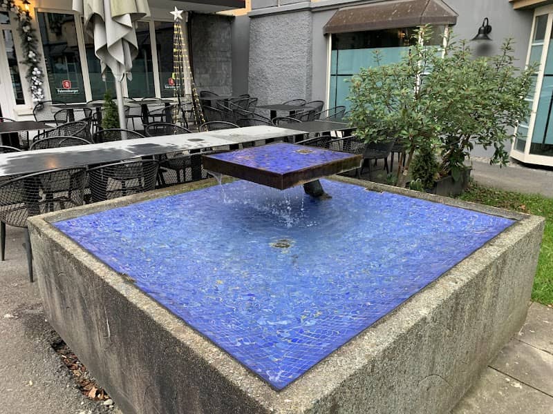 Lila Brunnen - Image 1