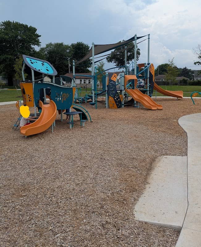 Churchwell Park - Image 1