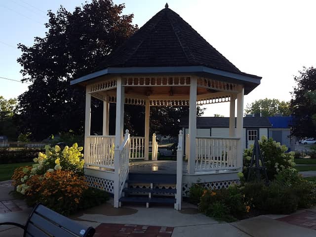 Whistlestop Park Grass Lake Depot - Image 1