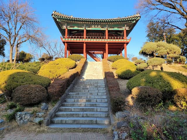 Daegu Dalseong Park - Image 1