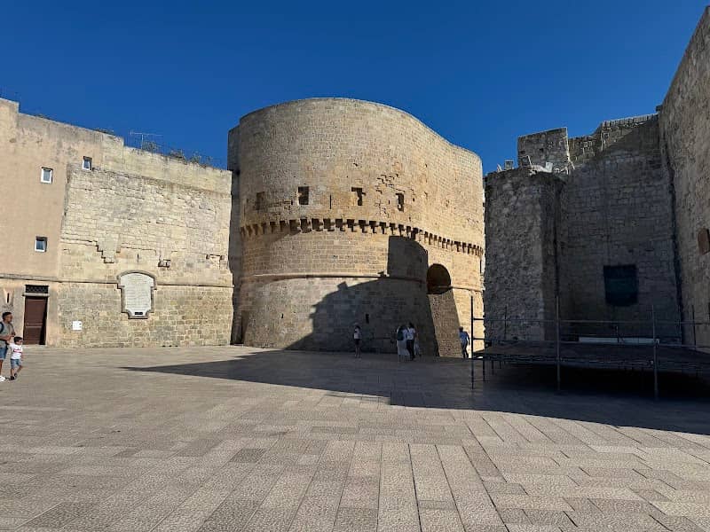 Porta Terra - Image 1