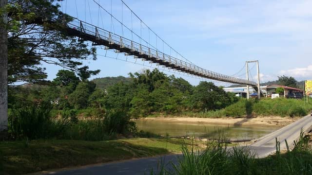 Tamparuli Suspension Bridge - Image 1