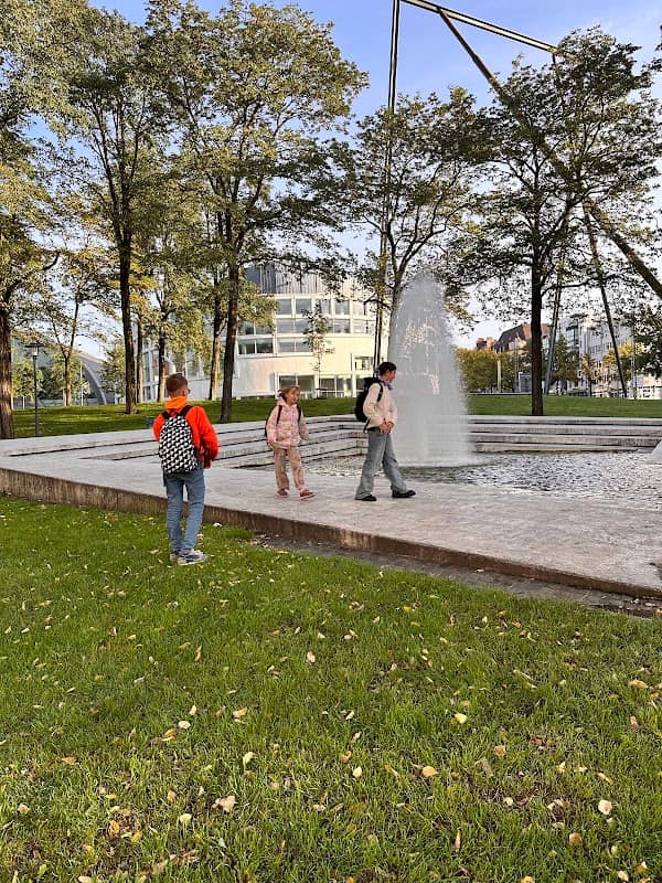 Der Spiegel - Image 1