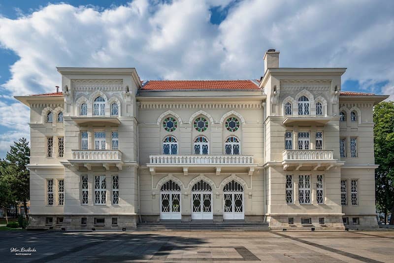 House of the Army - Image 1
