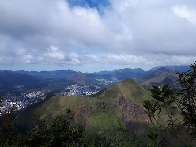 Pico das Duas Pedras - Image 1