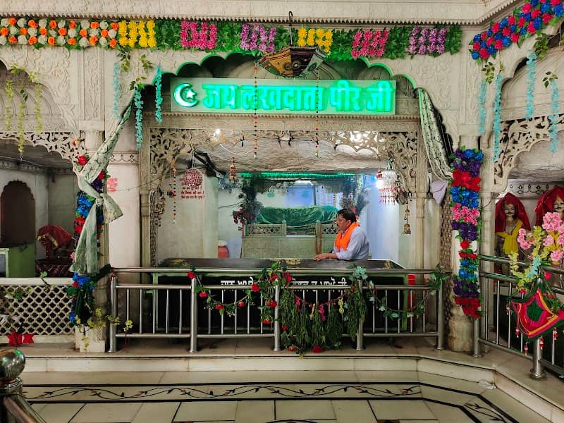 Peer Nigaha Darbar - Image 1