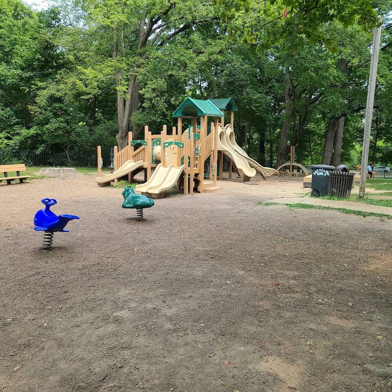 Dogwood Park - Image 1