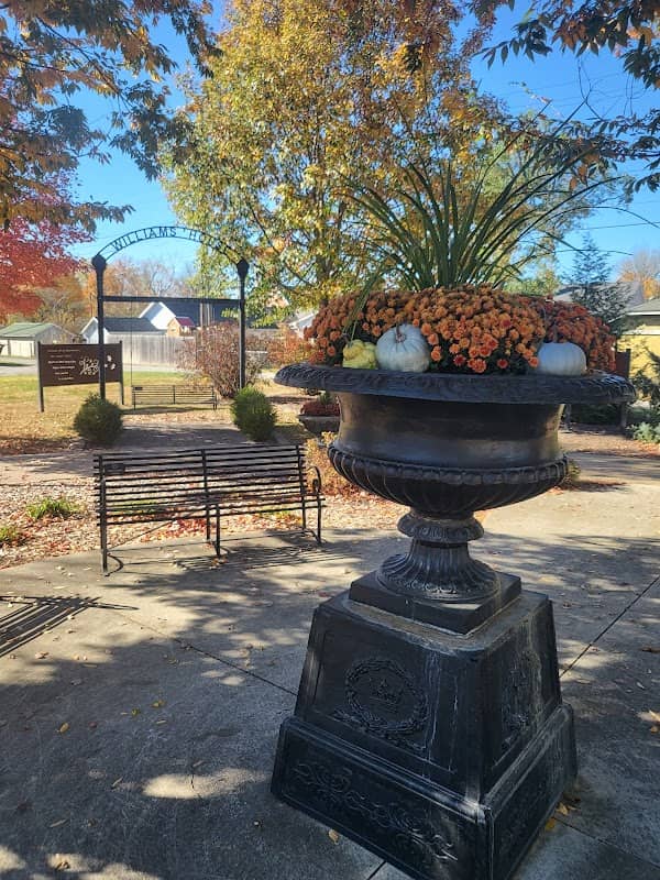 Garden Park - Image 1