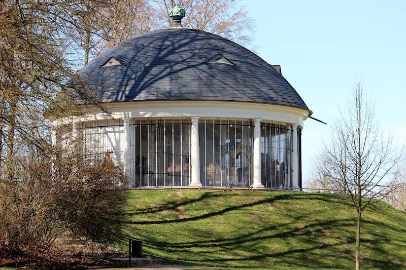 Historisches Karussell Wilhelmsbad - Image 1