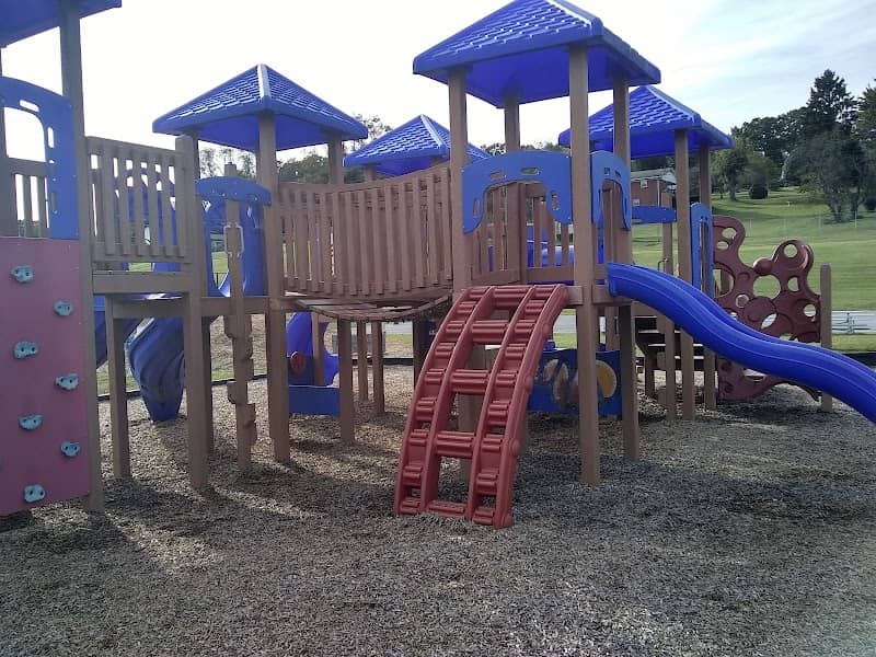 Tazewell Municipal Park - Image 3