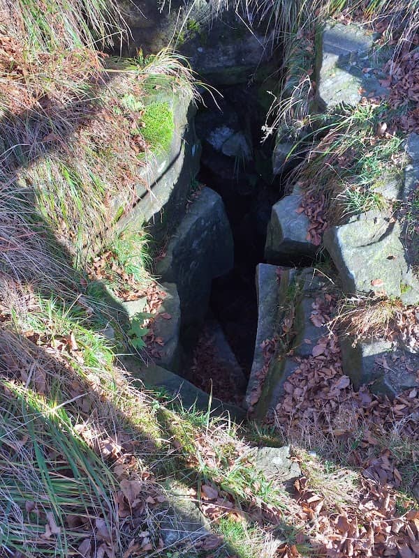 Jaskinia w Trzech Kopcach - Image 2