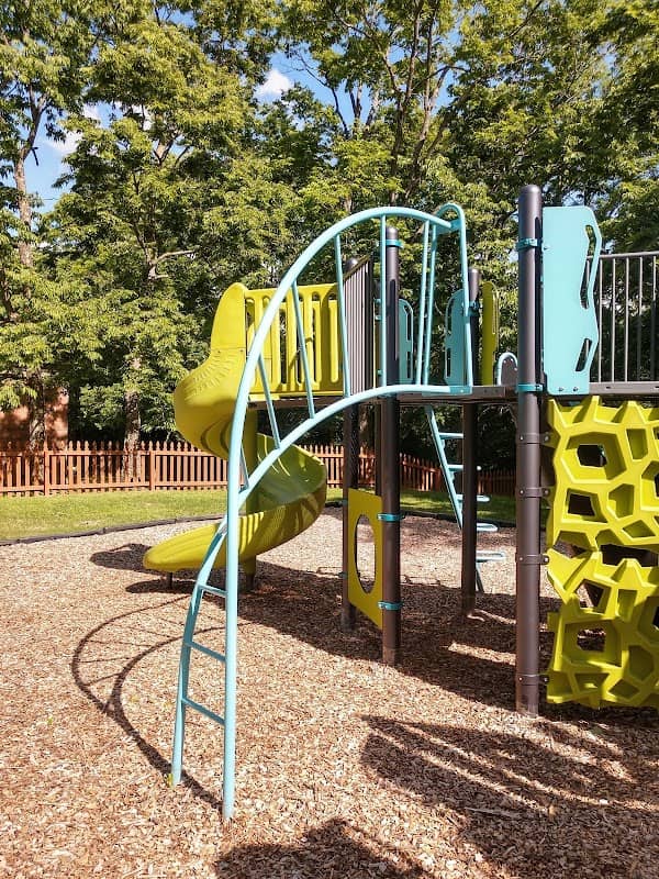 Morgan Park - Image 2