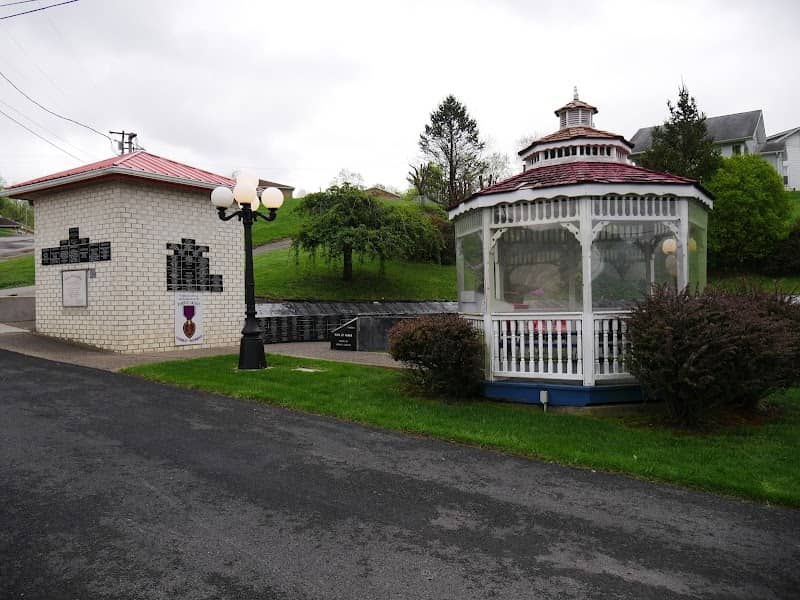 Shinnston Veterans Memorial - Image 2