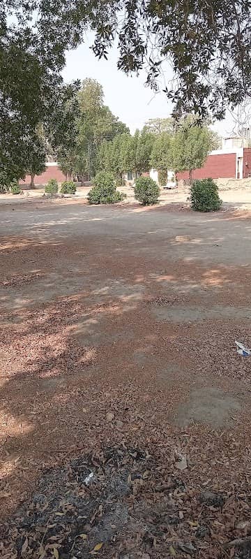 HESCO colony Park - Image 1