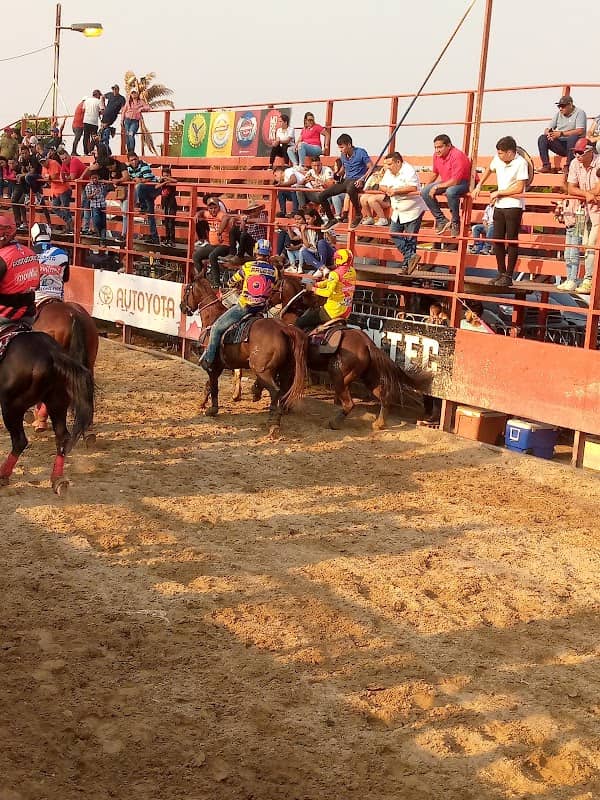PuntO PlaZa De Toros - Image 1