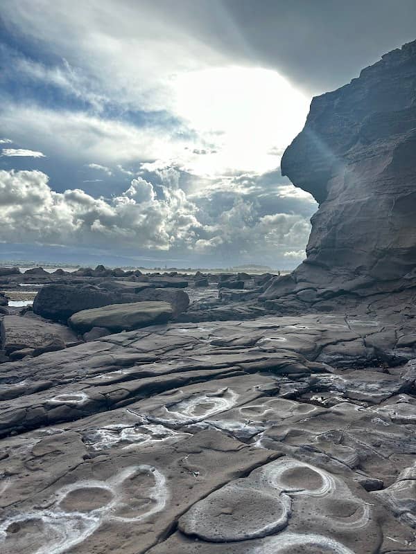 Windang Island - Image 1