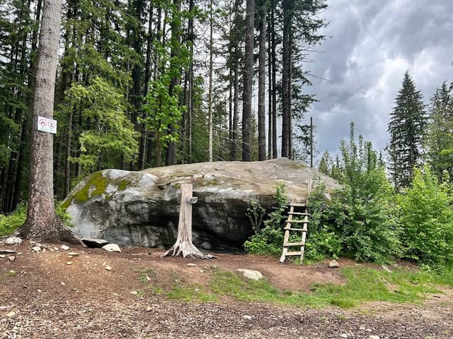 Moon Rock Access Trail - Image 1