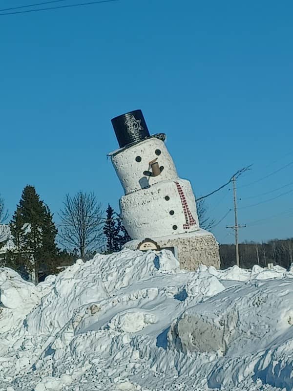 Milltown Snowman - Image 1