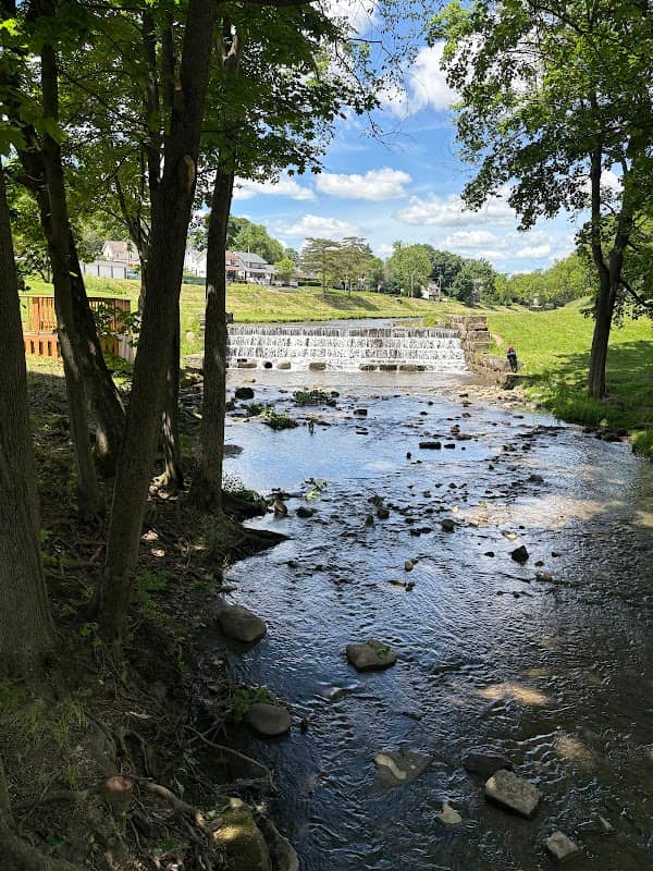 South Sippo Park - Image 2