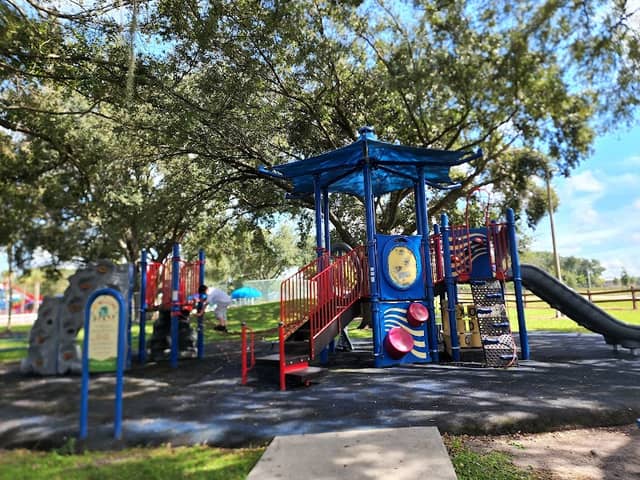 Rainbow Park - Image 1