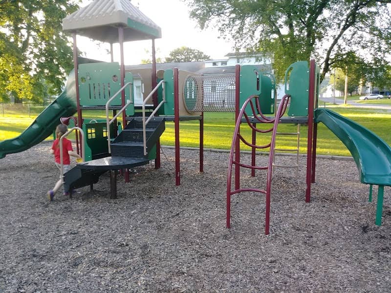 Young Woods Park - Image 1