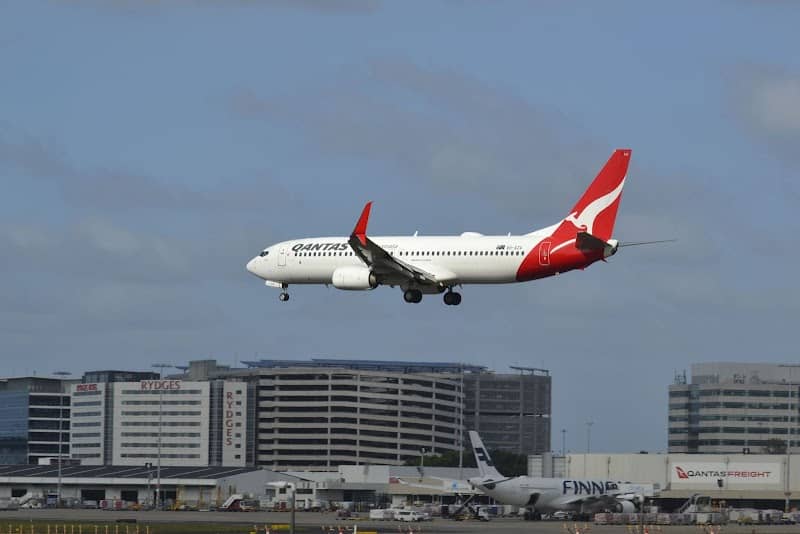 Airport Viewing Area - Image 2